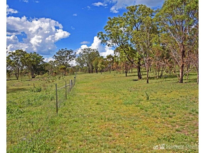 21614 New England Highway, Dalveen QLD 4374
