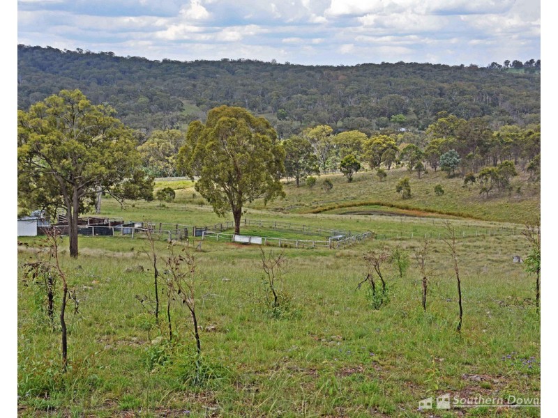 21614 New England Highway, Dalveen QLD 4374