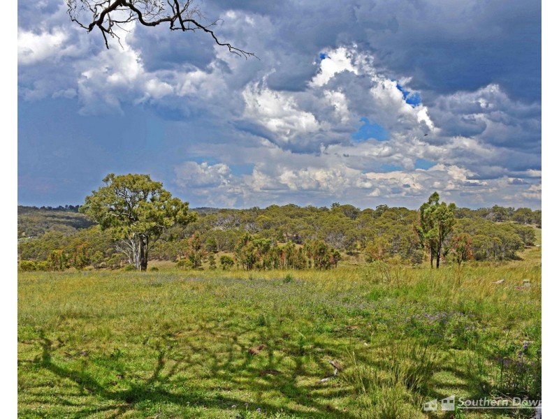 21614 New England Highway, Dalveen QLD 4374