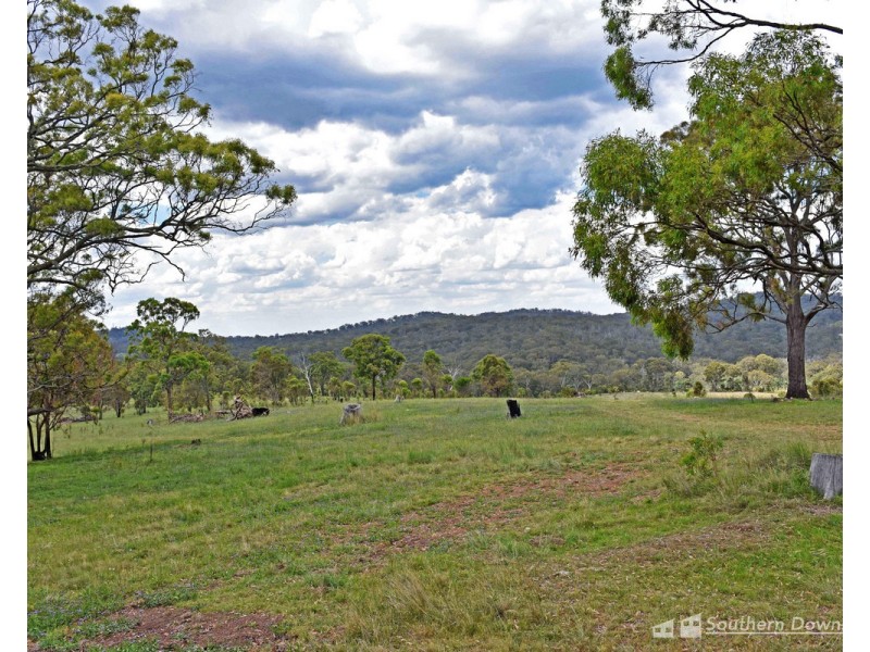 21614 New England Highway, Dalveen QLD 4374