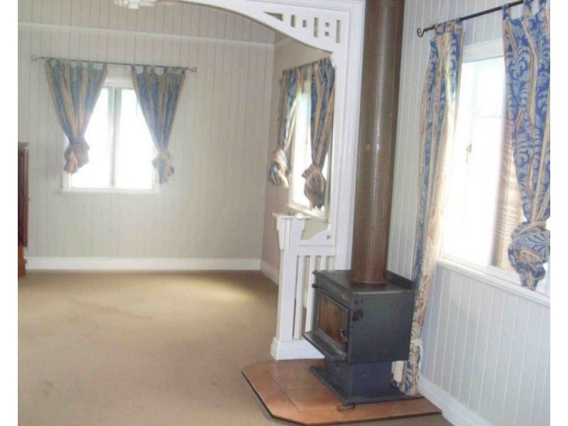 25 Dragon Street, Warwick QLD 4370