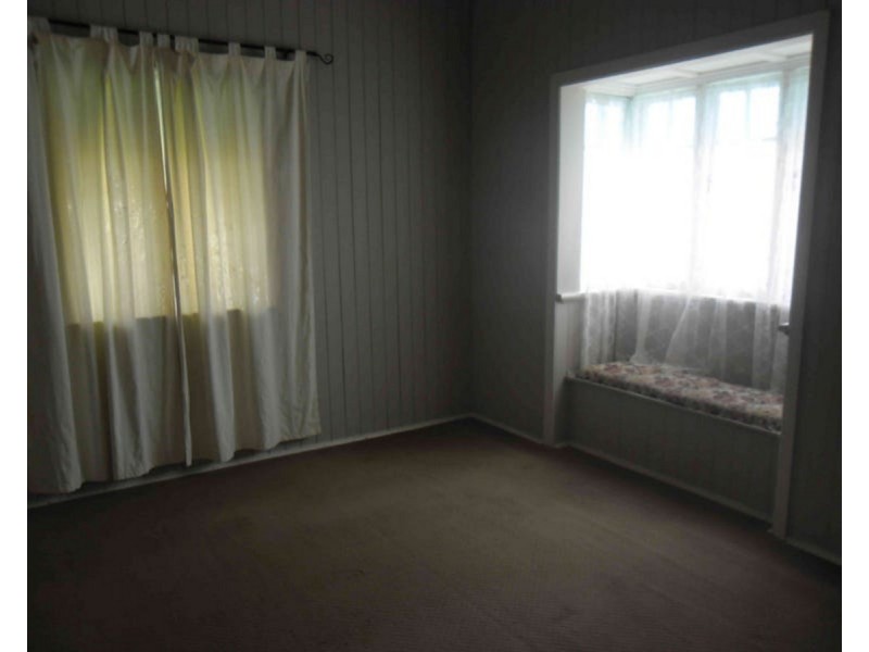 25 Dragon Street, Warwick QLD 4370