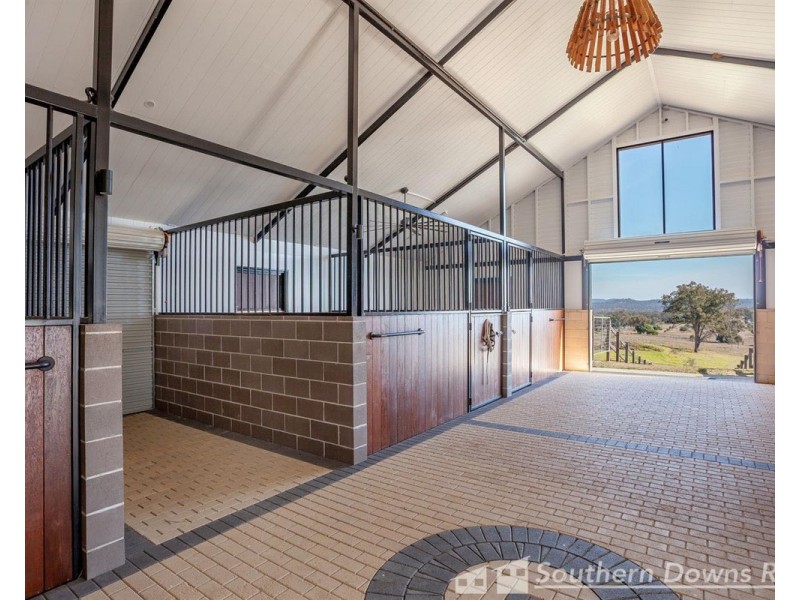 231 Lyndhurst Lane, Rosenthal Heights QLD 4370