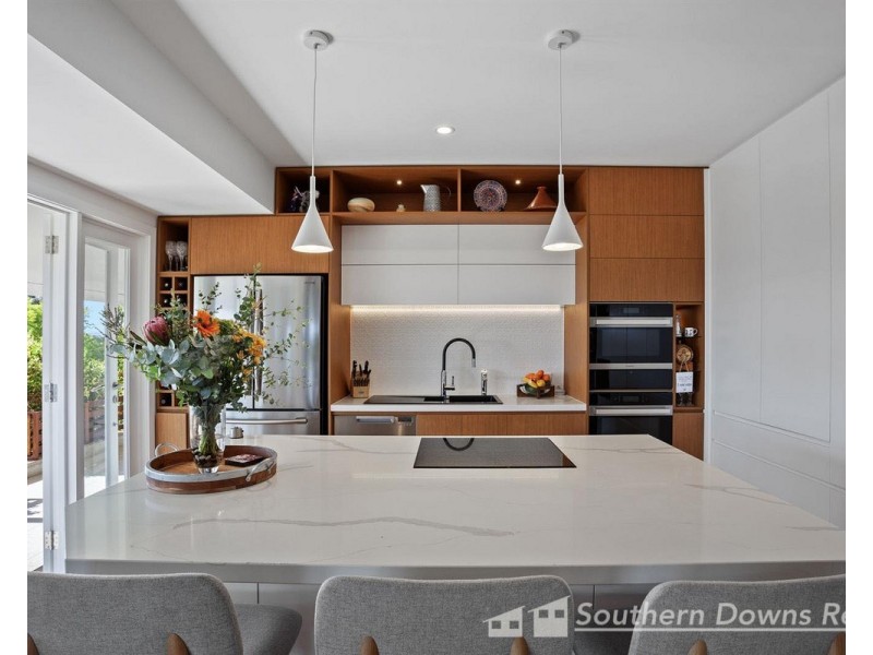 231 Lyndhurst Lane, Rosenthal Heights QLD 4370