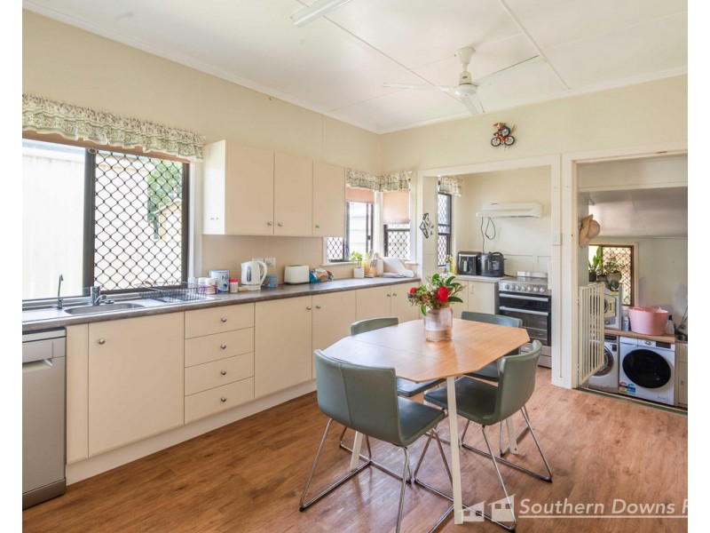 28a Yarrawonga Street, Warwick QLD 4370
