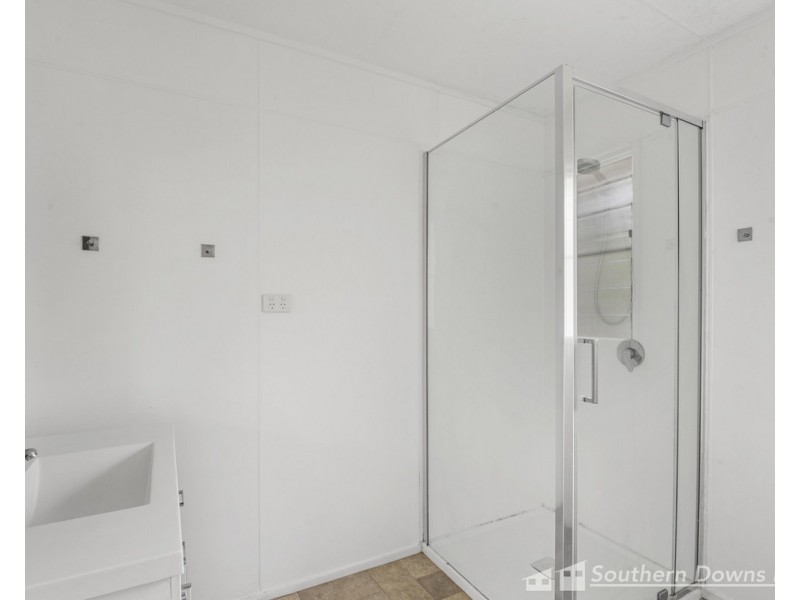 7 Pine Street, Killarney QLD 4373