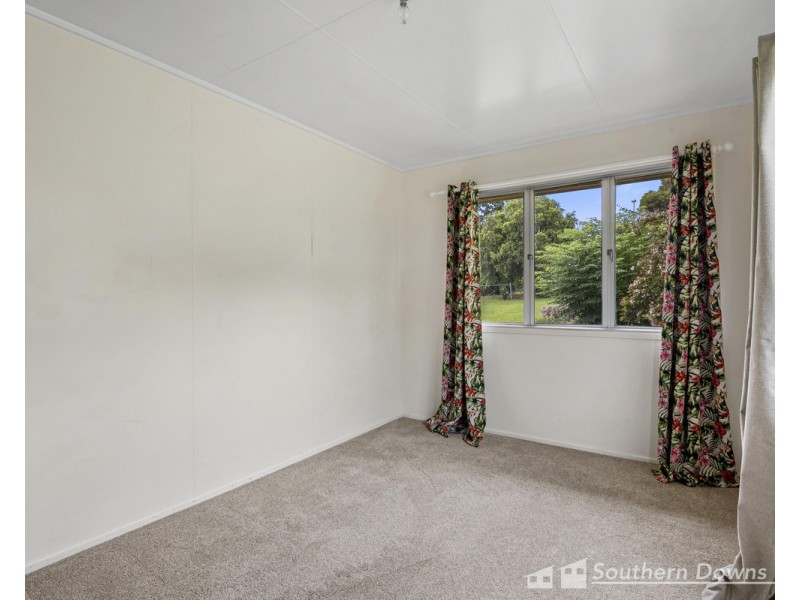 7 Pine Street, Killarney QLD 4373