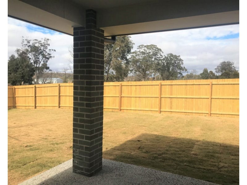 58 Maynes Street, Warwick QLD 4370