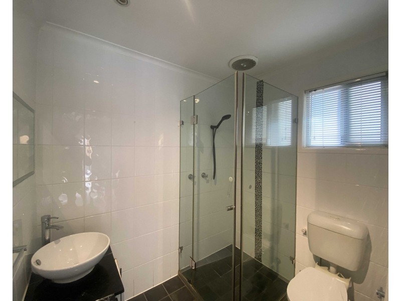 15a Weewondilla Road, Warwick QLD 4370