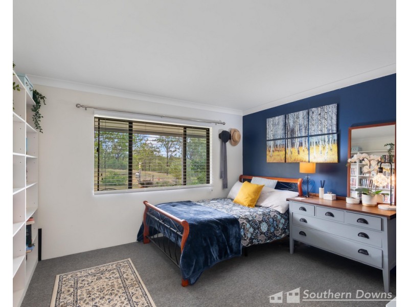 458 Blakes Road, Silverwood QLD 4370