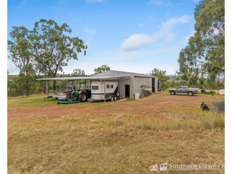 458 Blakes Road, Silverwood QLD 4370