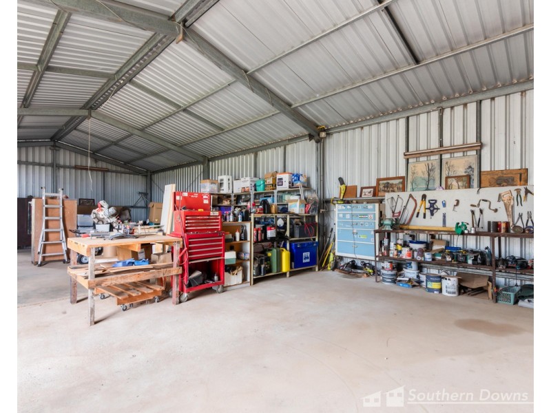 458 Blakes Road, Silverwood QLD 4370