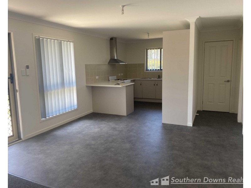 163 Wallace Street, Warwick QLD 4370