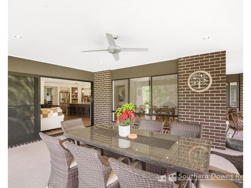 13A Bundaleer Drive, Warwick QLD 4370