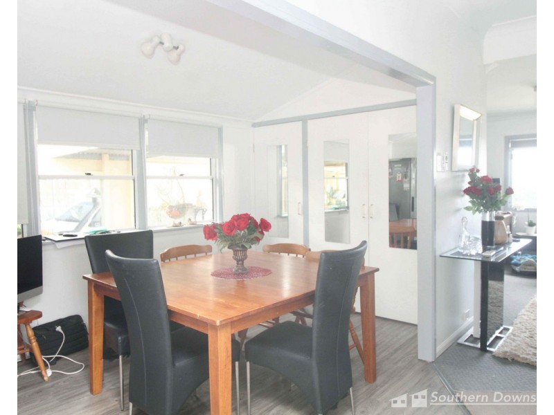 55 Sparksman Road, Mount Marshall QLD 4362