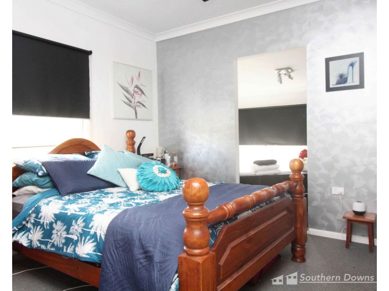 55 Sparksman Road, Mount Marshall QLD 4362