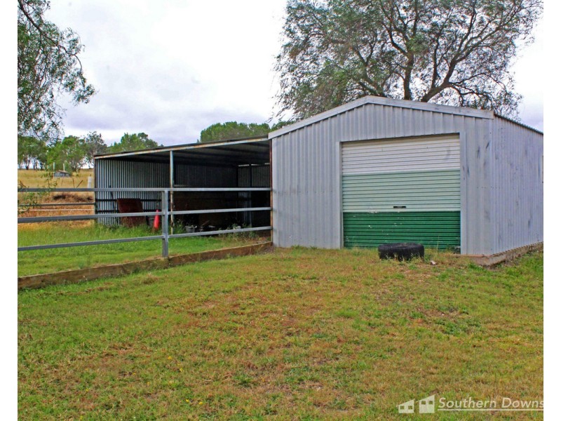 55 Sparksman Road, Mount Marshall QLD 4362