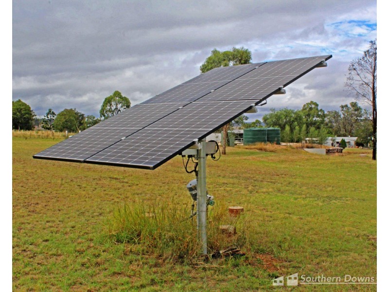 55 Sparksman Road, Mount Marshall QLD 4362