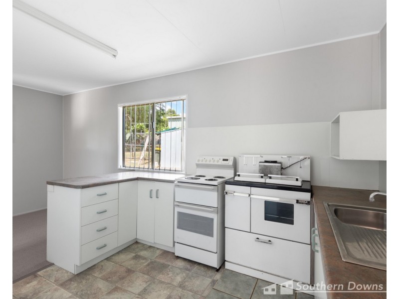 82-84 Acacia Street, Killarney QLD 4373