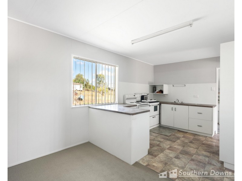 82-84 Acacia Street, Killarney QLD 4373