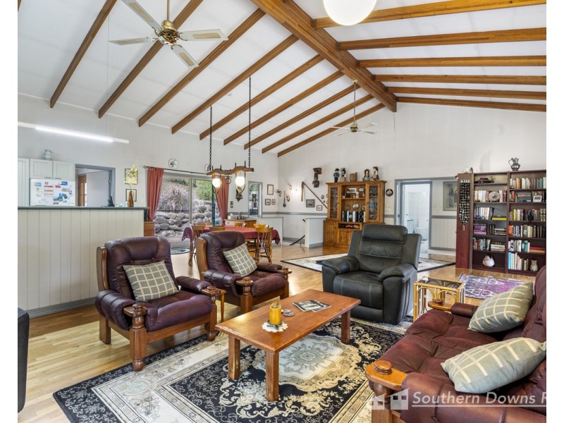 532 Emu Vale Creek Road, Emu Vale QLD 4371