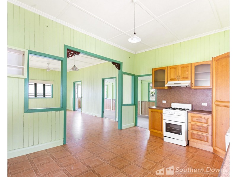 4a King Street, Warwick QLD 4370