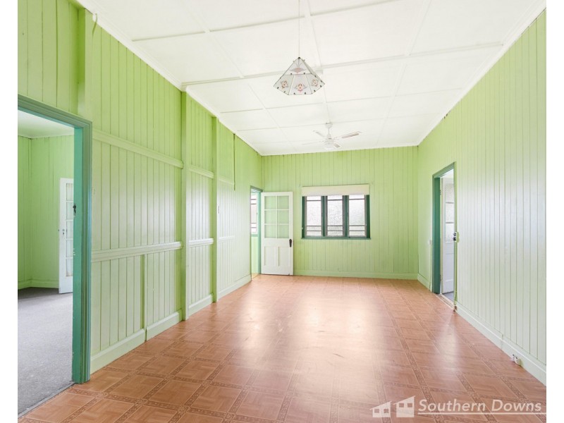 4a King Street, Warwick QLD 4370