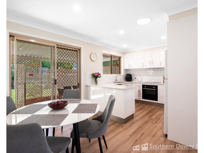 13 Golf Links Avenue, Warwick QLD 4370