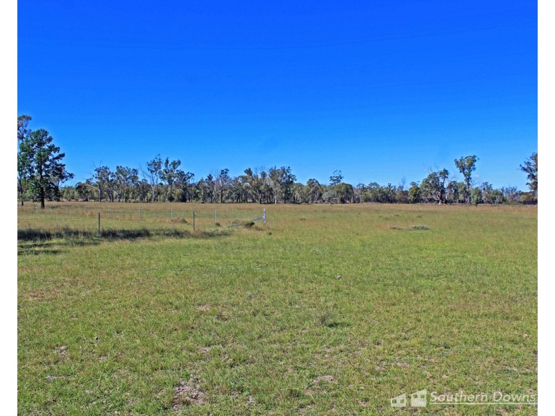 393 Reedy Creek Road, Thanes Creek QLD 4370