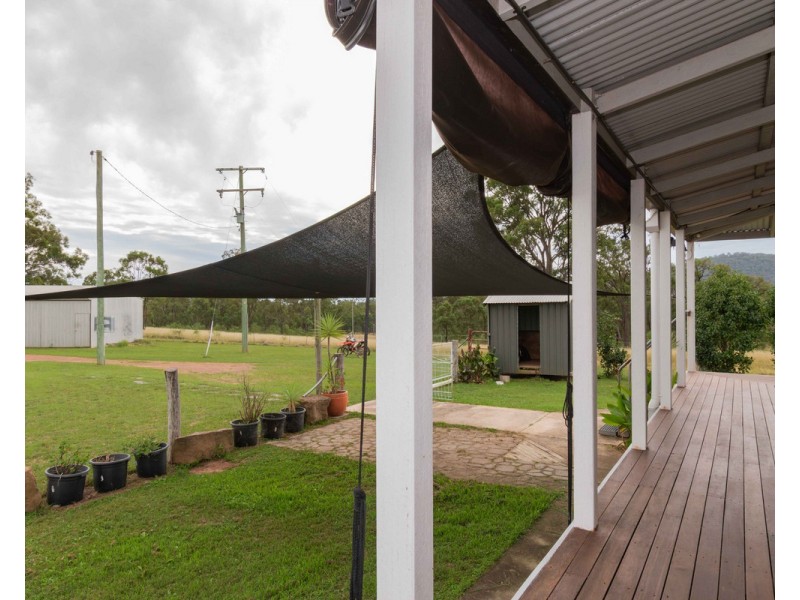 517 Blakes Road, Silverwood QLD 4370