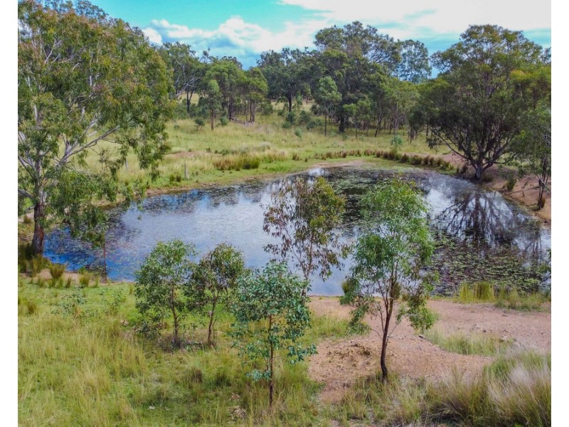 517 Blakes Road, Silverwood QLD 4370