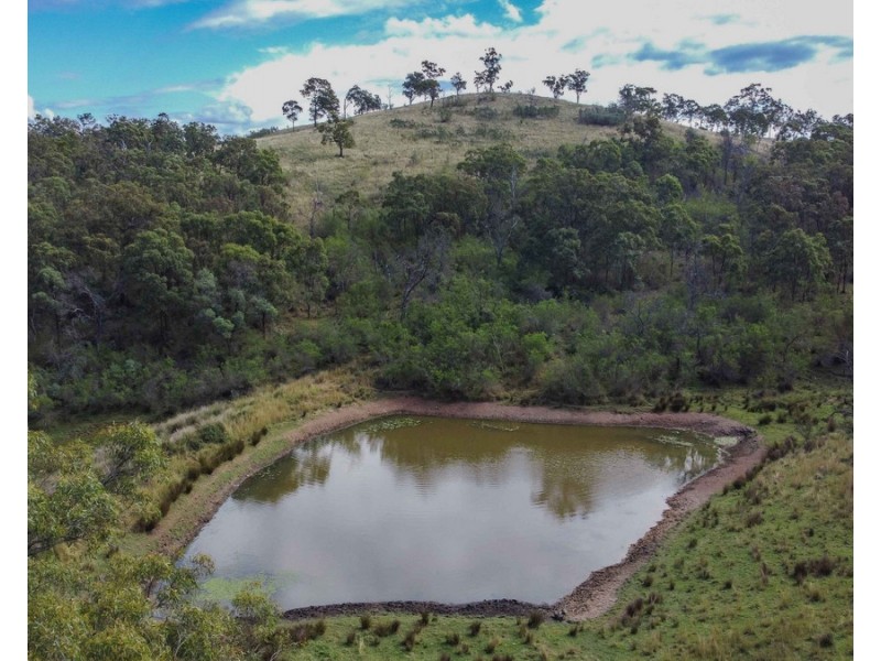 517 Blakes Road, Silverwood QLD 4370