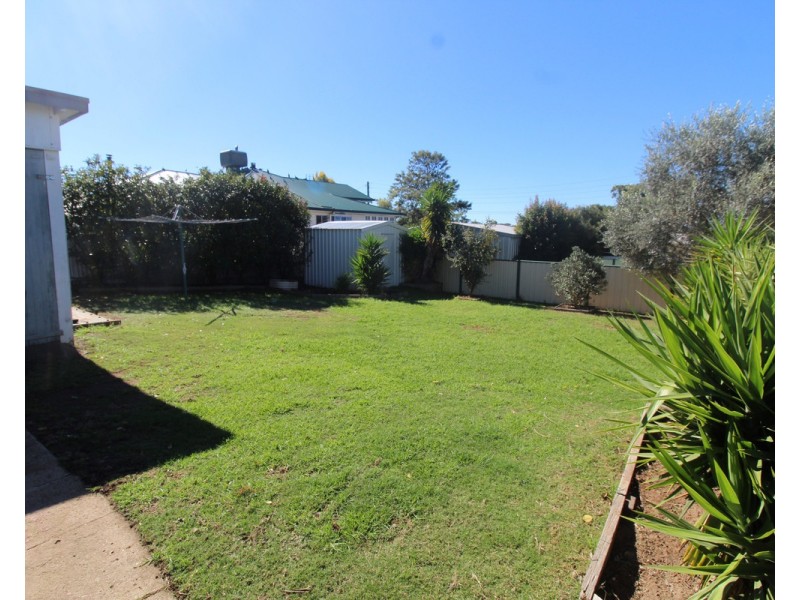2A Percy Street, Warwick QLD 4370