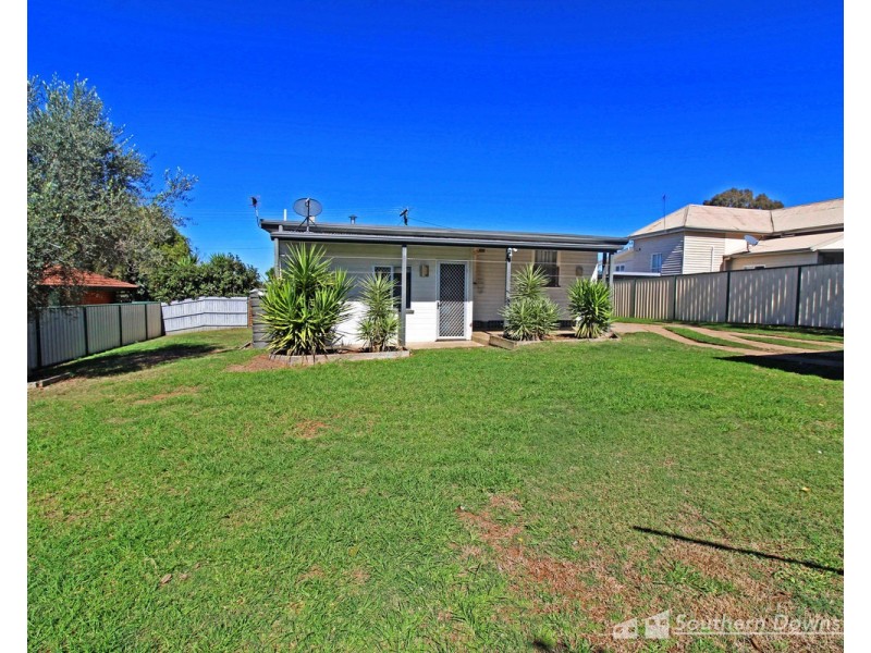 2A Percy Street, Warwick QLD 4370