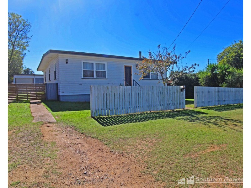 2A Percy Street, Warwick QLD 4370