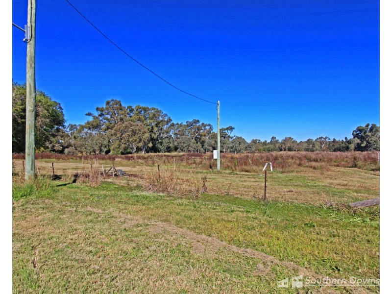 2 Victoria Street, Warwick QLD 4370