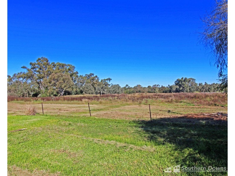 2 Victoria Street, Warwick QLD 4370