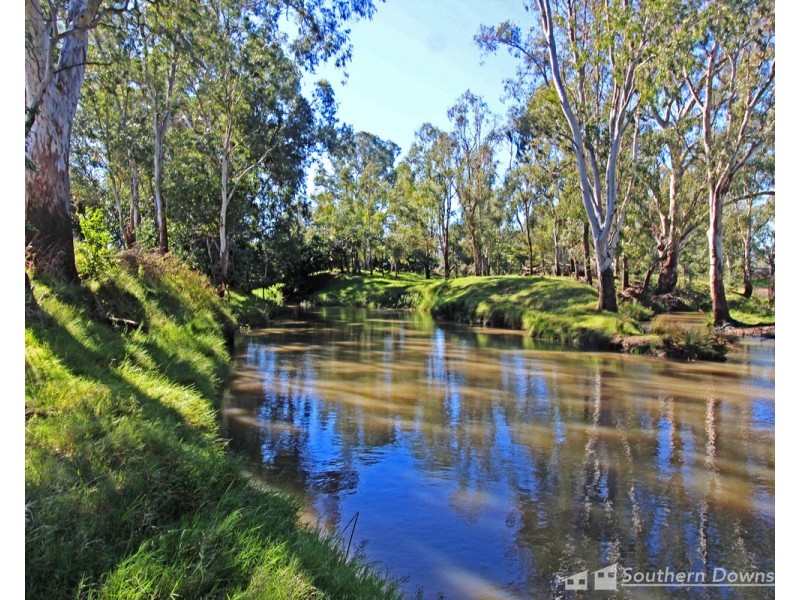 2 Victoria Street, Warwick QLD 4370
