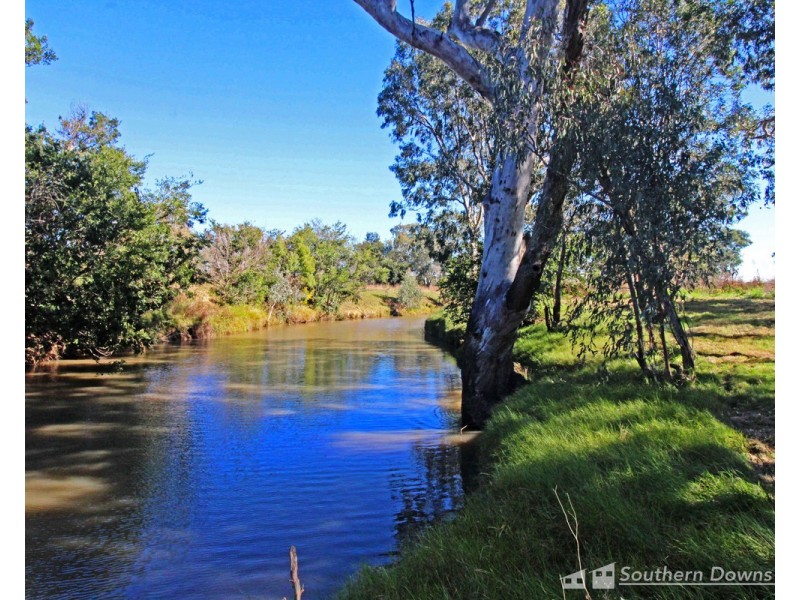 2 Victoria Street, Warwick QLD 4370