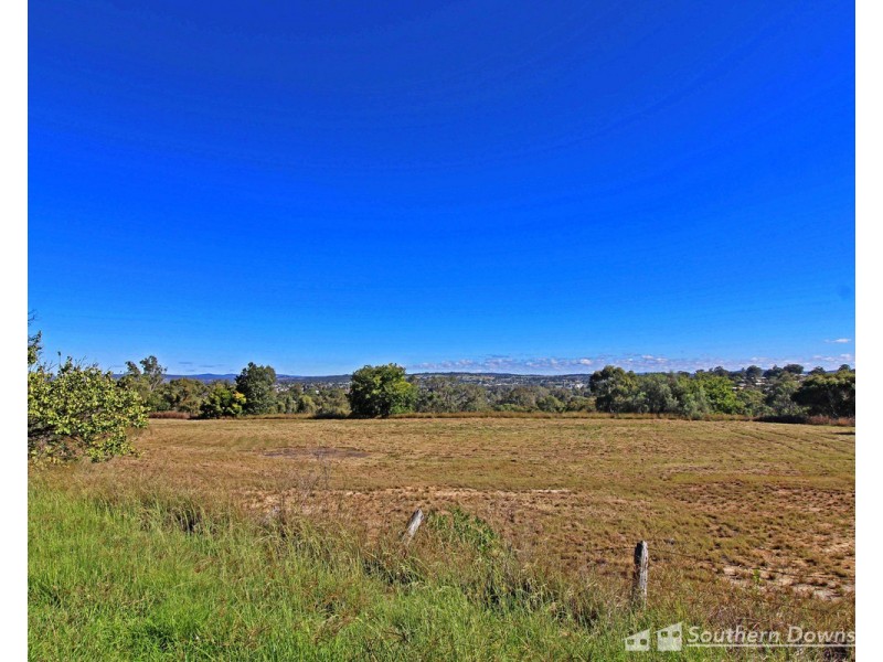 52 Murphy Street, Warwick QLD 4370