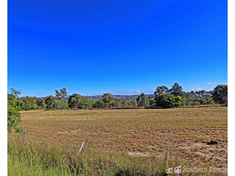 52 Murphy Street, Warwick QLD 4370