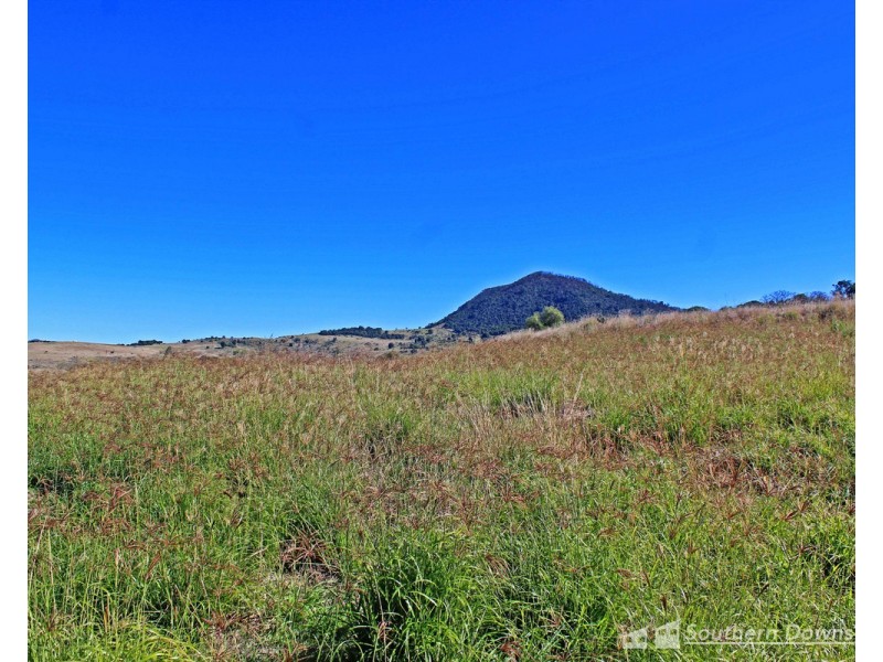 229 Swanfels Road, Yangan QLD 4371