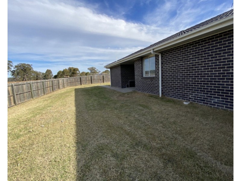 18 Tanna Drive, Warwick QLD 4370