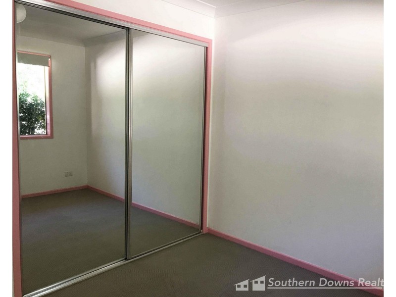 4/206 Wood Street, Warwick QLD 4370