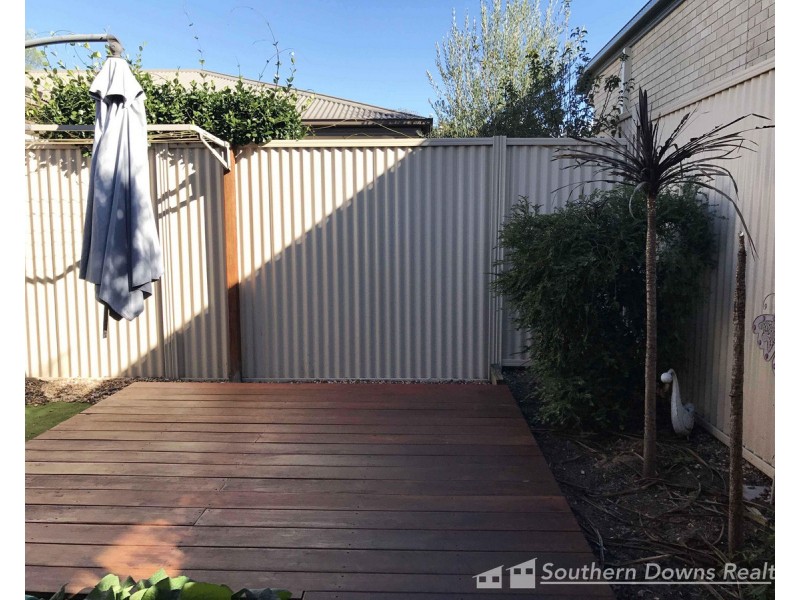 4/206 Wood Street, Warwick QLD 4370