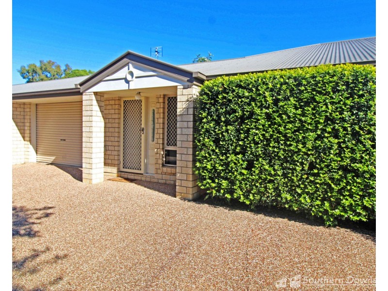 4/206 Wood Street, Warwick QLD 4370