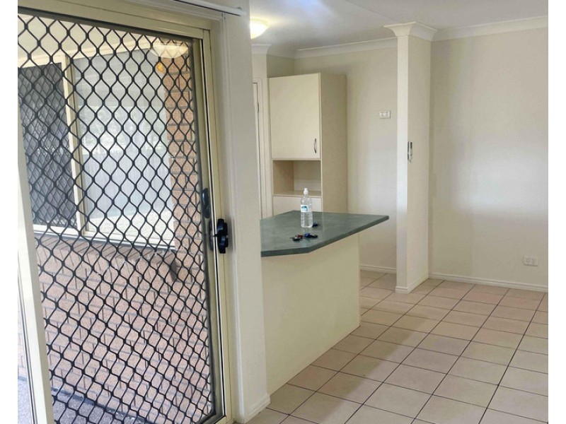 9 Pristine Crt, Warwick QLD 4370
