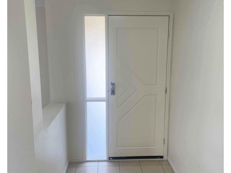 9 Pristine Crt, Warwick QLD 4370