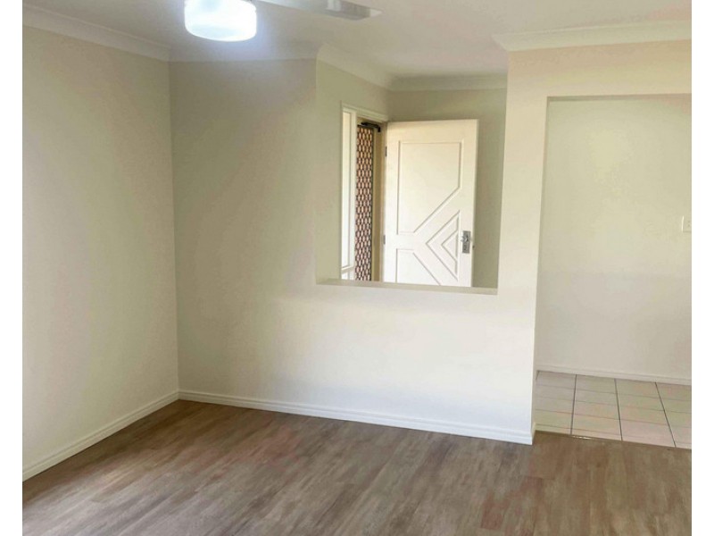 9 Pristine Crt, Warwick QLD 4370