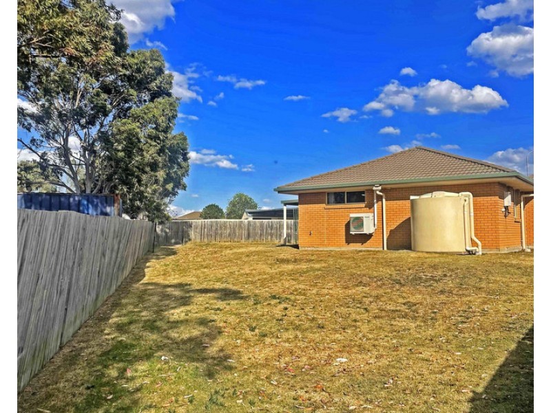 9 Pristine Crt, Warwick QLD 4370